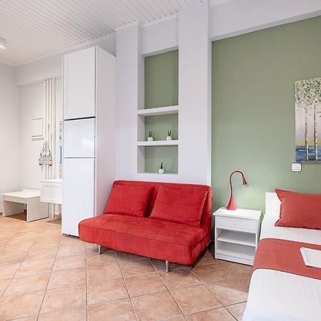 Elena Seafront Luxury Apartments 알미리다 외부 사진