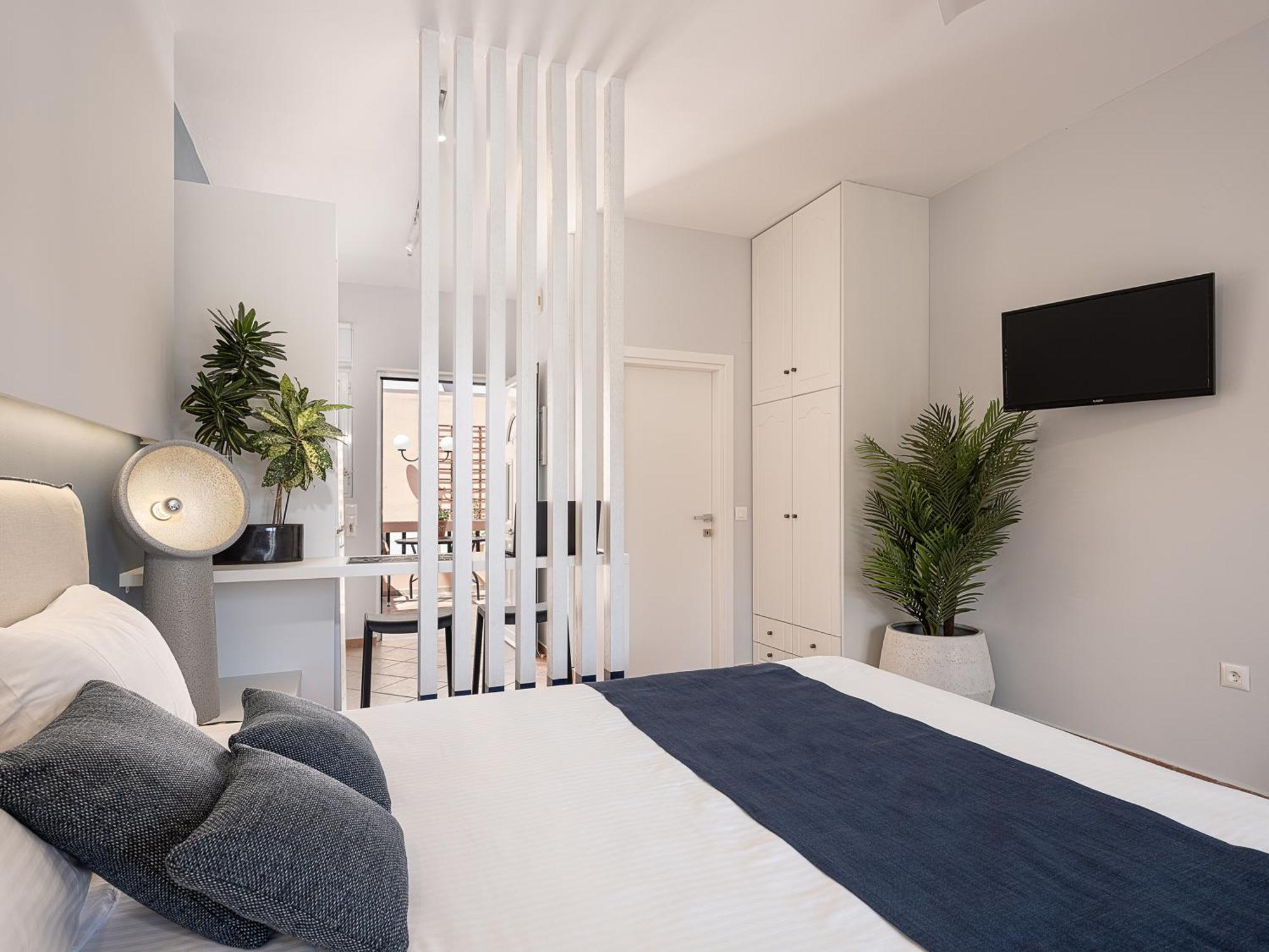 Elena Seafront Luxury Apartments 알미리다 외부 사진