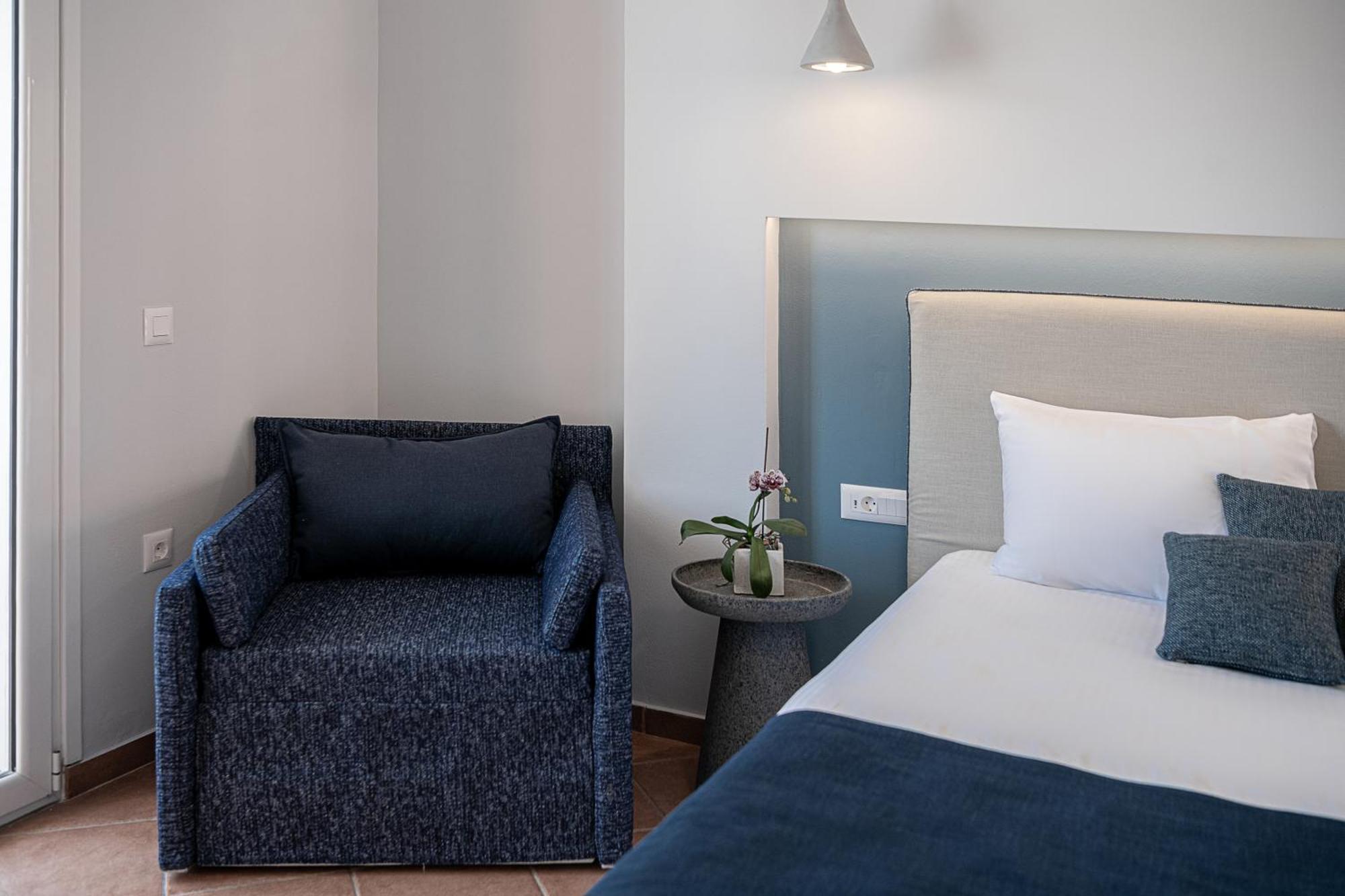 Elena Seafront Luxury Apartments 알미리다 객실 사진