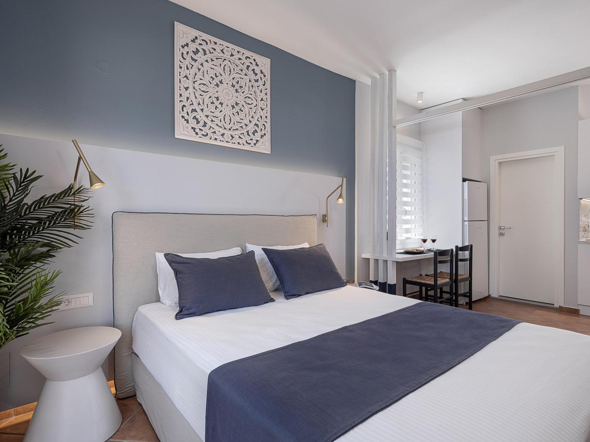 Elena Seafront Luxury Apartments 알미리다 외부 사진
