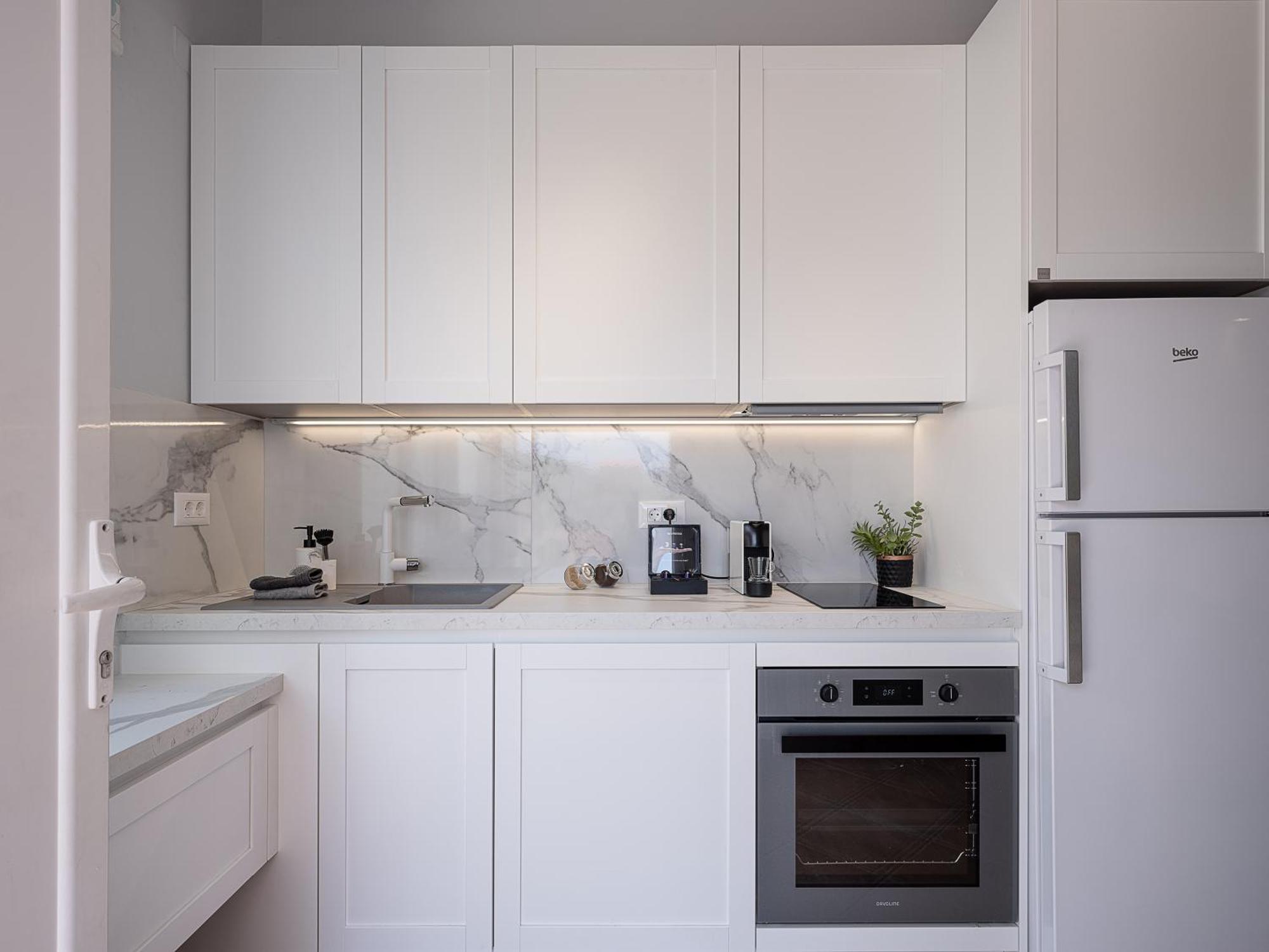 Elena Seafront Luxury Apartments 알미리다 외부 사진