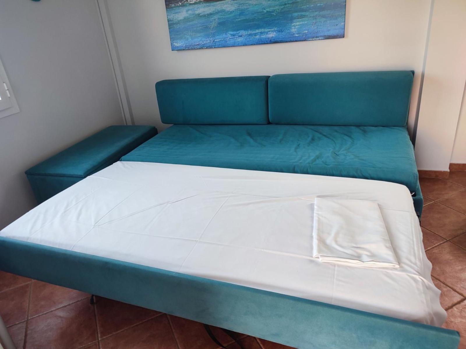 Elena Seafront Luxury Apartments 알미리다 외부 사진